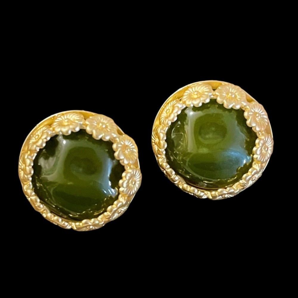 ✨Beautiful Retro Style Dark Green Cabochon Earrings